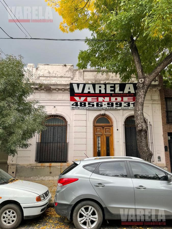 Retasado!! Gral. Manuel A. Rodriguez 1500 Casa 5 amb. Patio. Terraza. Lote propio. - 1