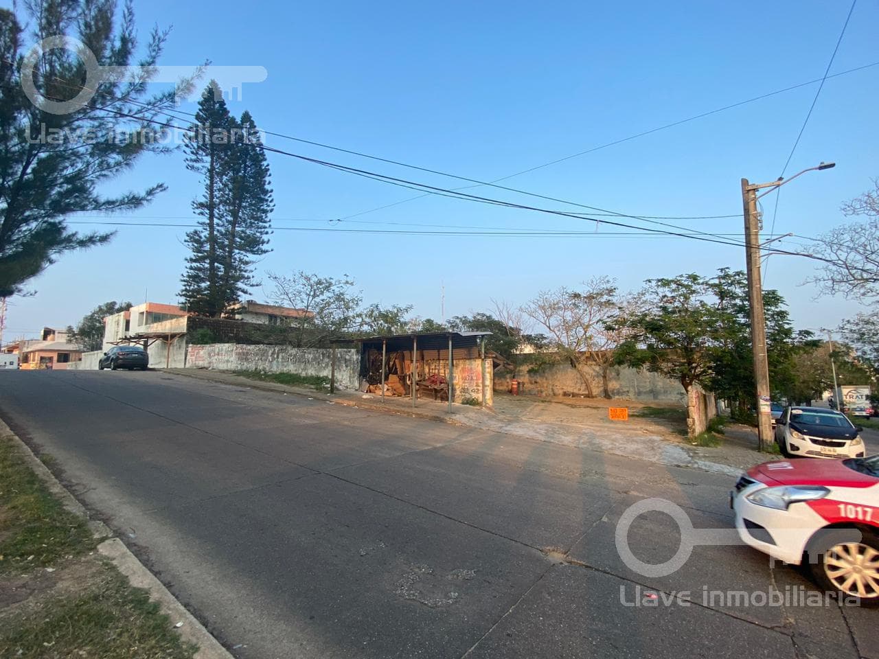 Renta de Terreno de 700m2 en esquina de Calle Constitución, Col. Palma Sola, Coatzacoalcos, Ver. - 1