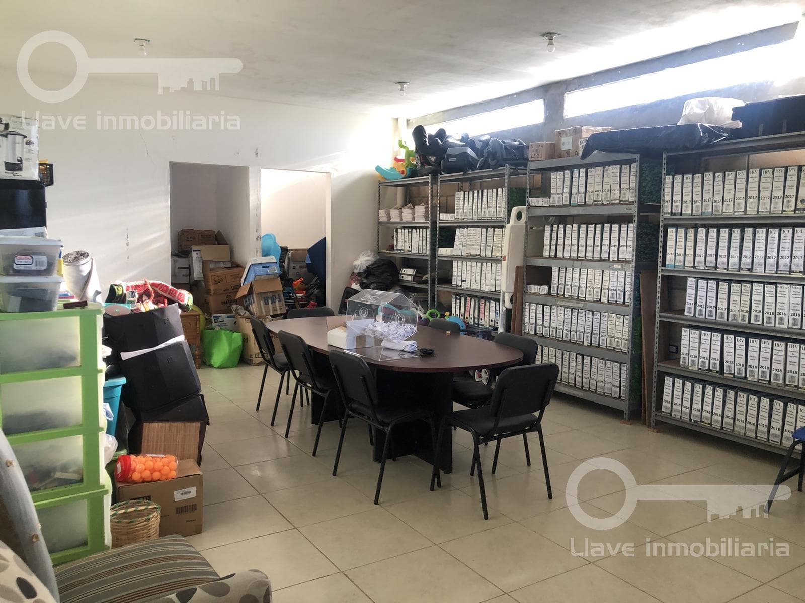 Venta de Oficina de 450 m2 con Bodega en Calle Juventino Rosas, Col. Centro, Coatzacoalcos, Ver. - 1