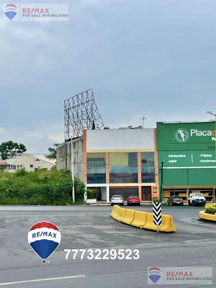 Venta de edificio comercial, Col. Postal, Cuautla, MorelosClave 4621 - 1