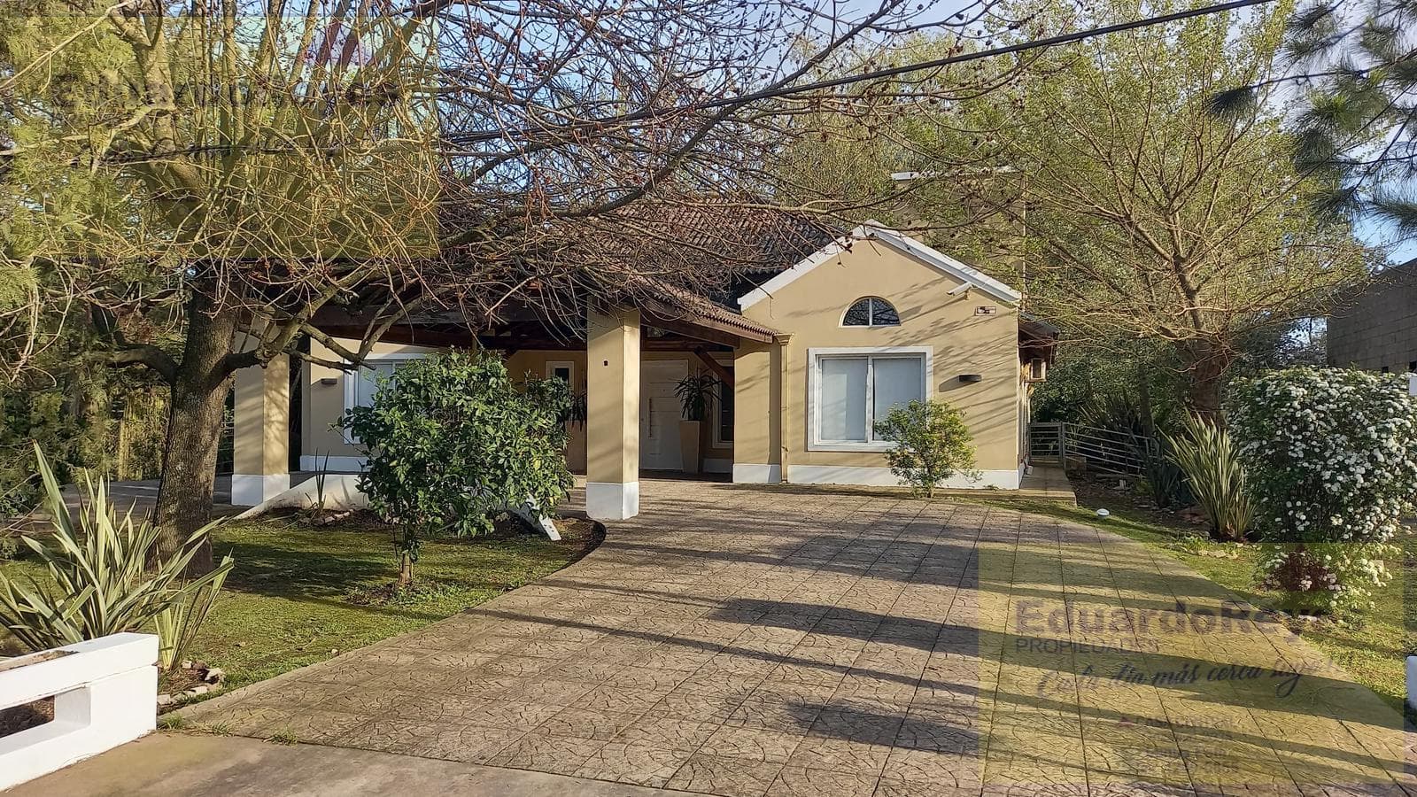 Casa en venta ó alquiler en Parque Las Naciones - 1