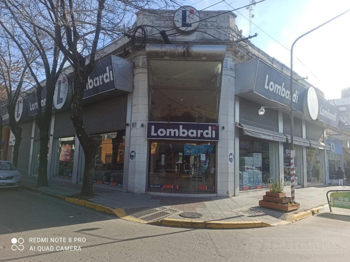 Local - Mercedes - 1