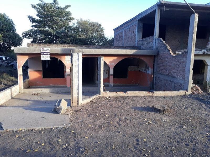 Se vende casa como terreno de 8x50mts, por carretera Mochis - Topo - 1