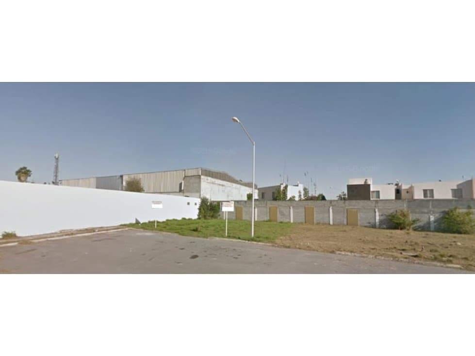 TERRENO COMERCIAL - 1