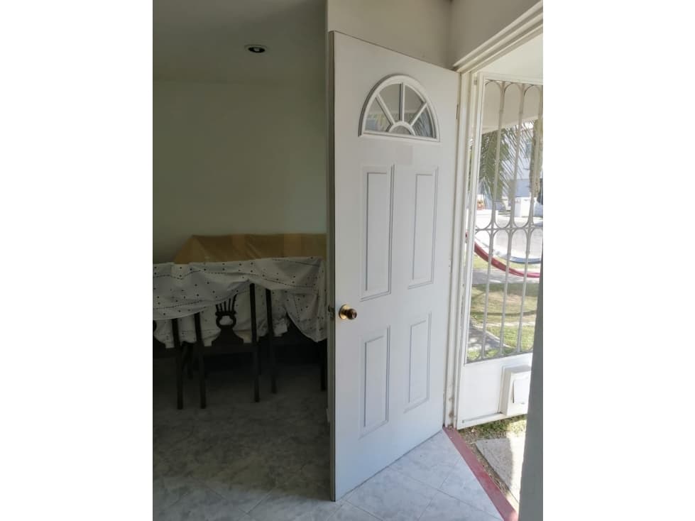 Venta de Casa en Condominio en Villas del Paraiso - 1