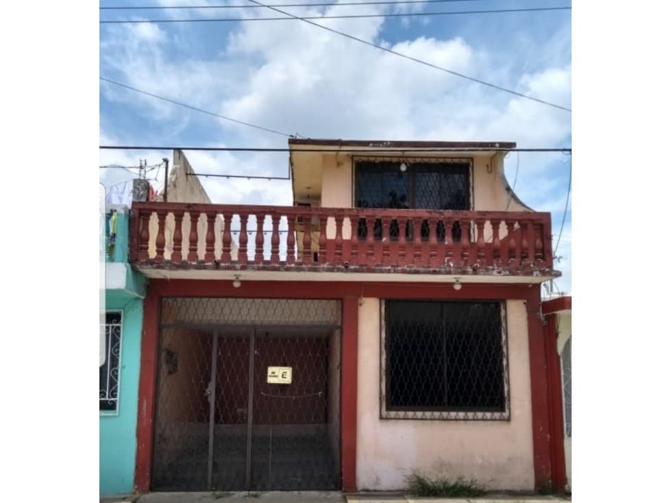 Casa frente al parque de convivencia - 1