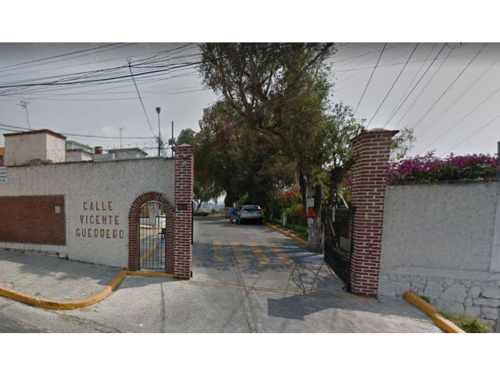 CASA EN VENDA EN FRACC. LOS REMEDIOS ADTRLV279 - 1