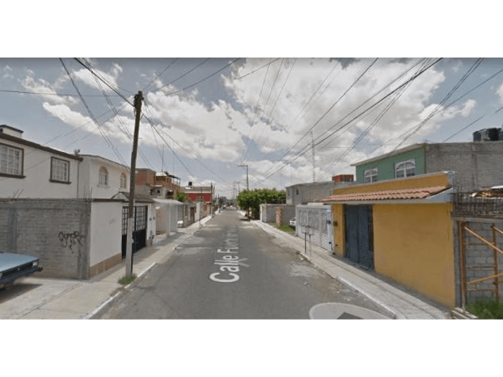 CASA QUERETARO ADJUDICADA REMATE BANCARIO - 1