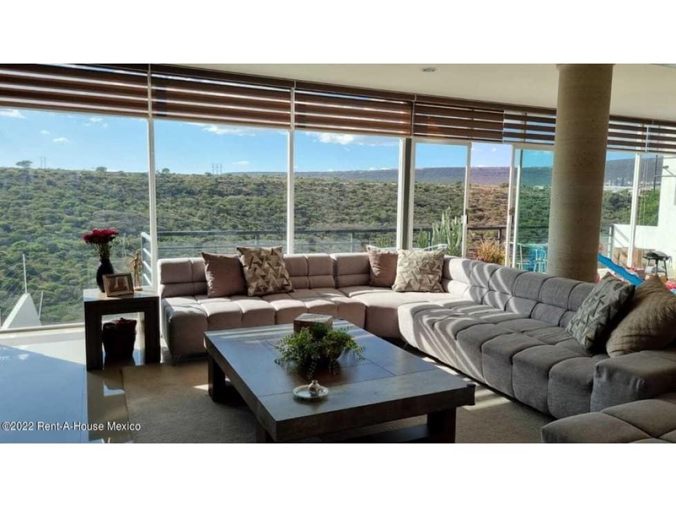 Casa en venta Queretaro de lujo con increible vista a la reserva - 1