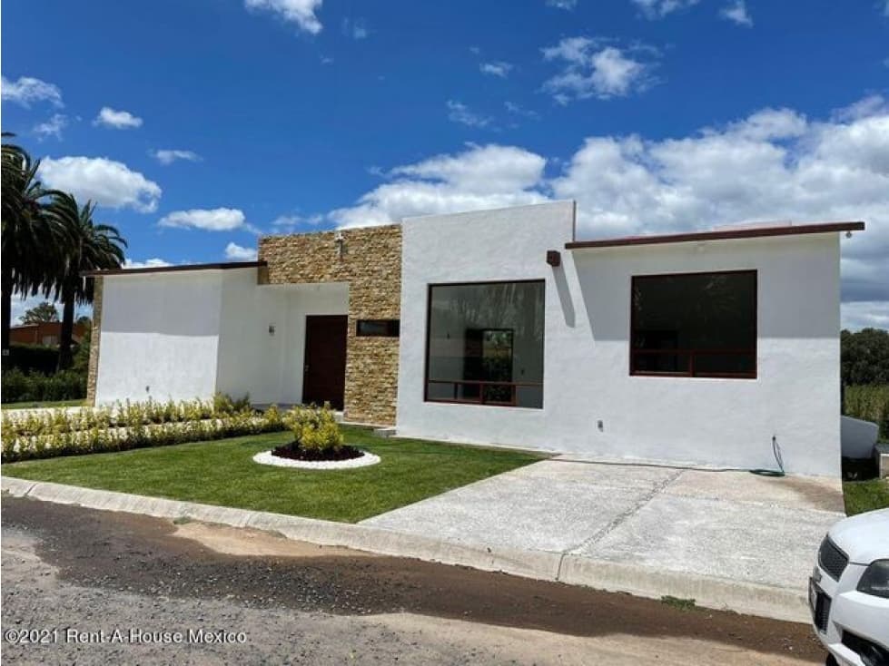 San Gil, casa de un nivel y con estudio - Para VENTA - 1