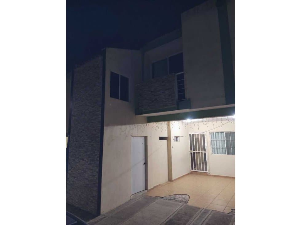 Casa en Renta 3 recamaras Fracc. Privado con vigilancia 24/7 - 1