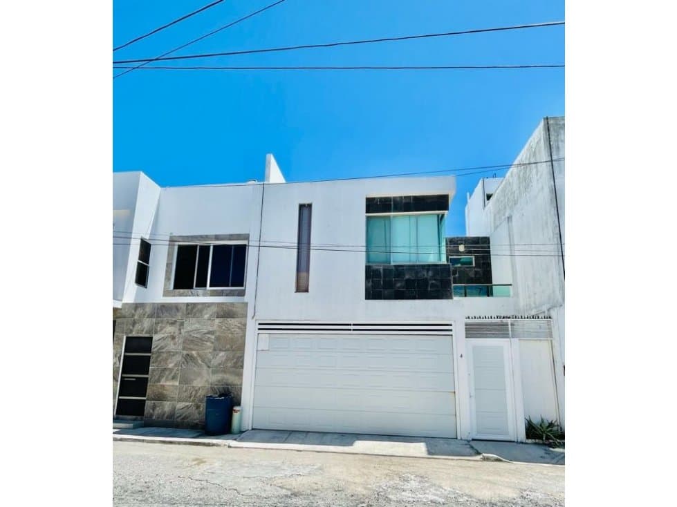 Casa en renta en Ciudad del Carmen Fraccionamiento RAICES - 1