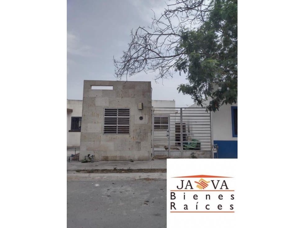 Casa en venta colonia Valle de las grutas en García NL - 1