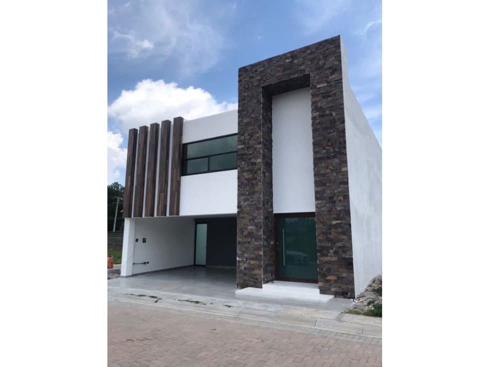 Preciosa casa en venta en El Refugio en Zerezotla !!! - 1