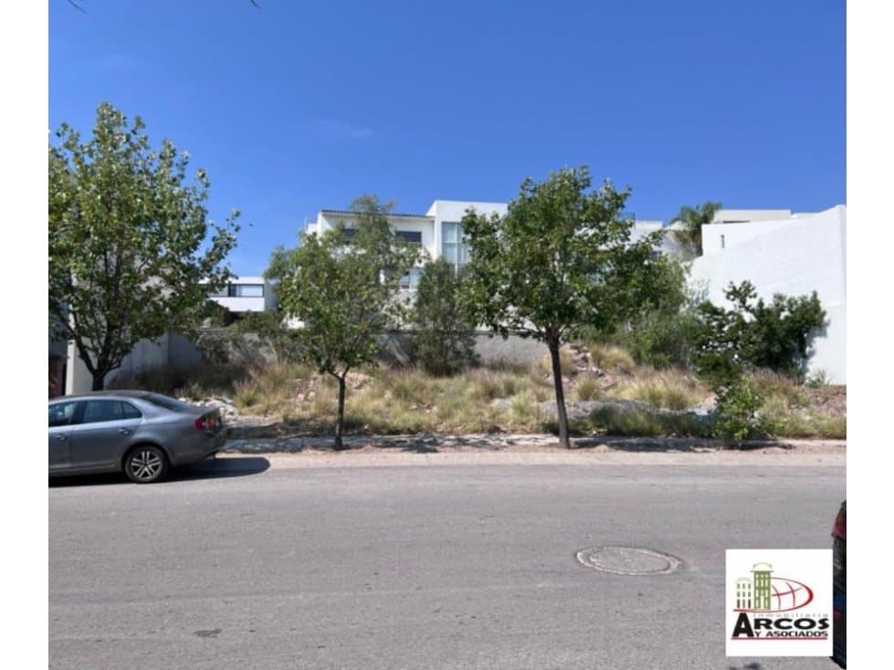 En venta amplió terreno en el club de golf la Loma SLP - 1