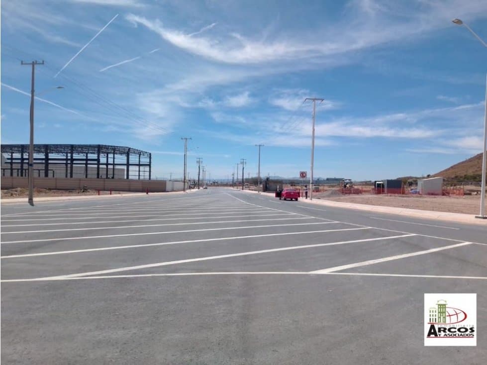 En venta excelente terreno, Zona industrial eje 140 San Luis Potosí - 1