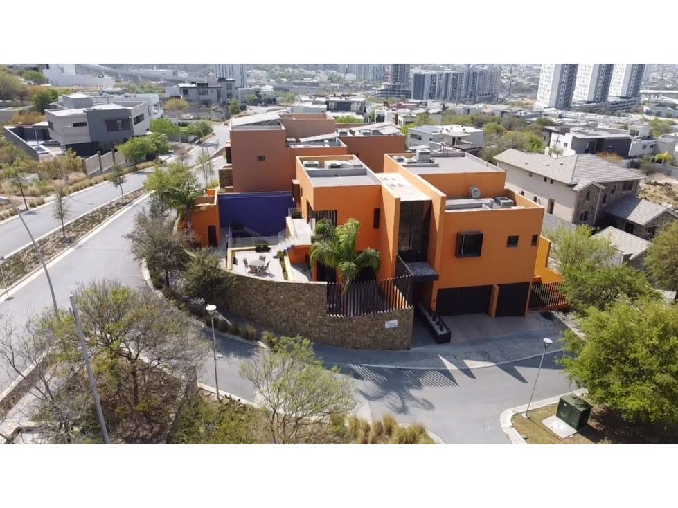 Hermosa Residencia en Venta de Reconocido Arq.Ricardo Legorreta - 1