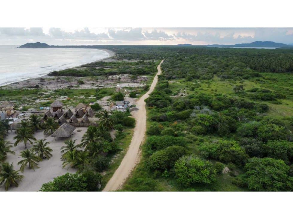 LA ISLA DE CHACAHUA/2,625 M2 SEGUNDA LÍNEA DE PLAYA - 1