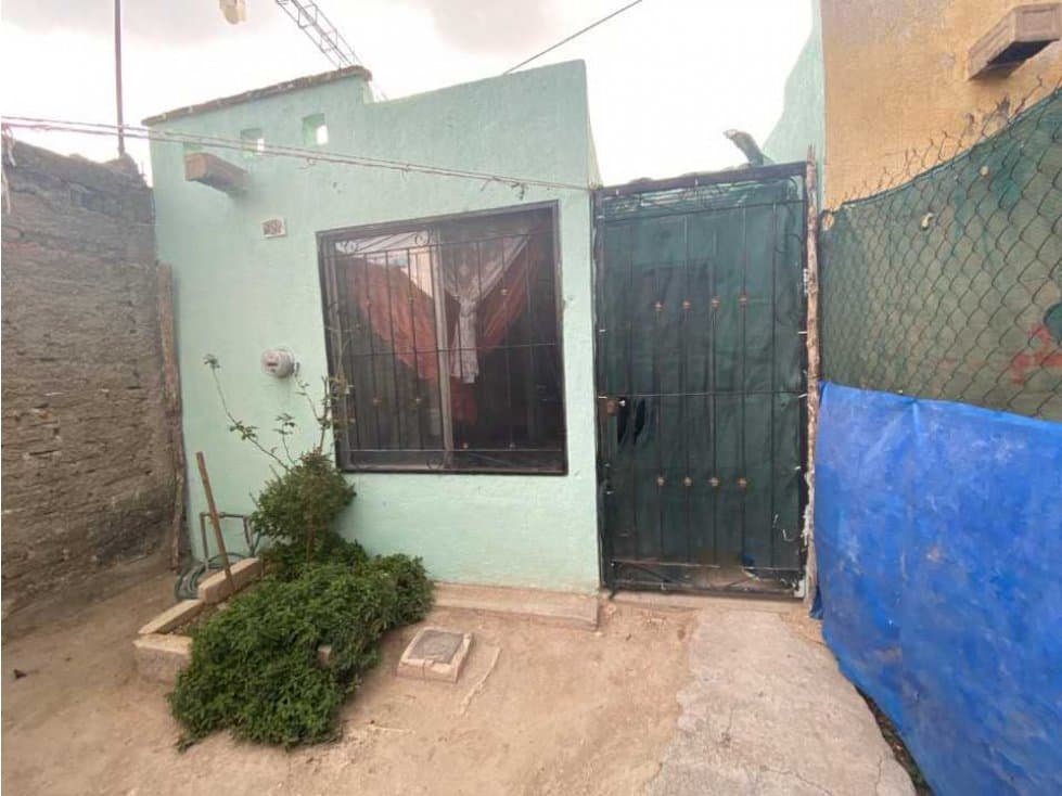 LINDA CASA EN FRACCIONAMIENTO LOS OLIVOS - 1