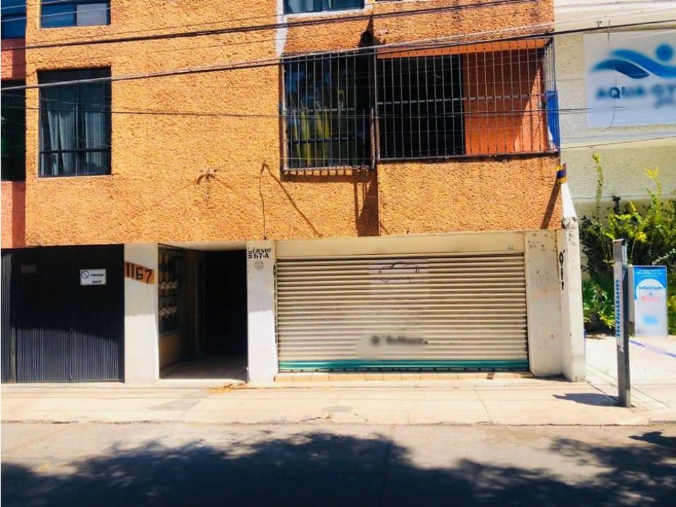 LOCAL EN VENTA SOBRE AV. PRINCIPAL EN MORELIA, MICH - 1