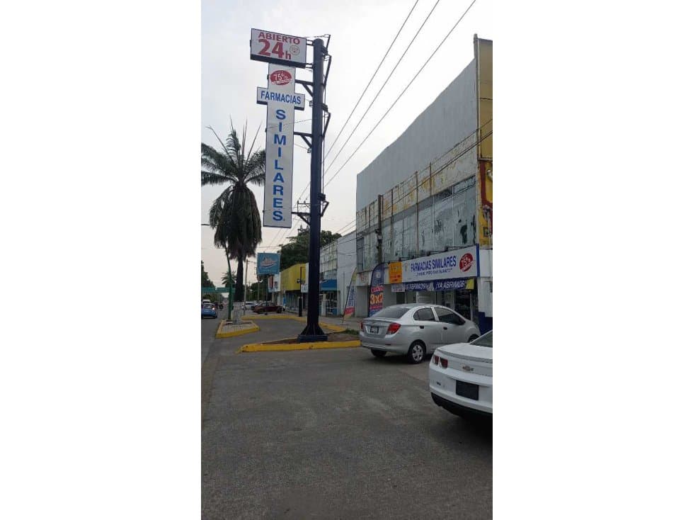 Locales comerciales en zona altamente comercial - 1