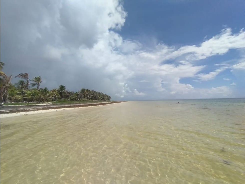 Mahahual 1470 m2(21 frente de playa x70 fondo ) - 1