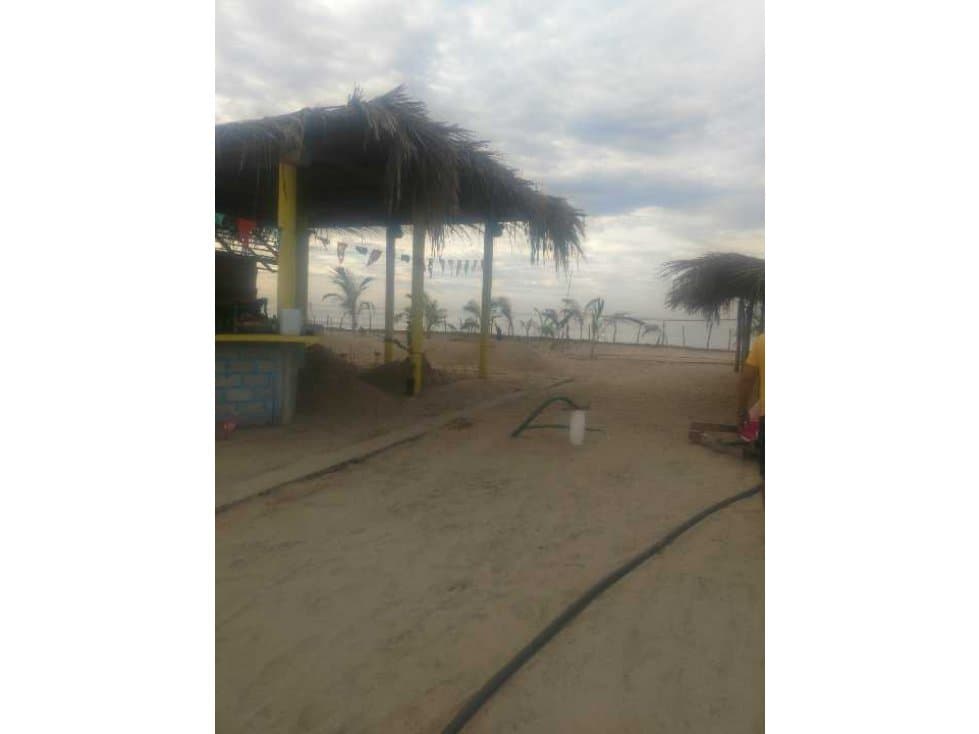 Único lotes con acceso al mar directo con facilidades - 1