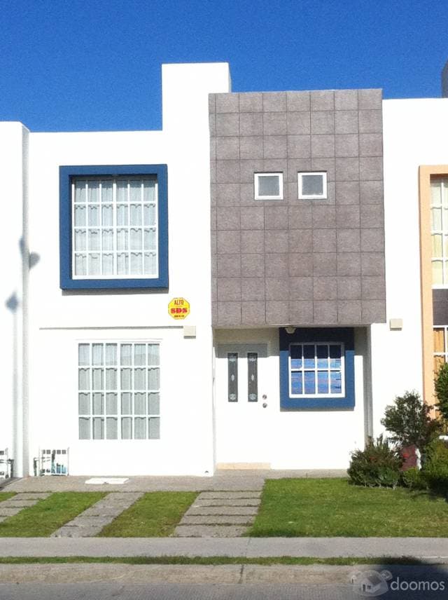 CASA EN SAN LUIS POTOSI AMUEBLADA 3 REC 2.5 BAÑOS A 15 MINS DE LA ZONA INDUSTRIAL 10 DEL CENTRO - 1