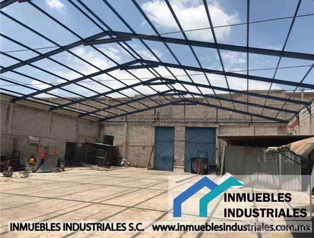 Bodega en Construcción En Renta San Miguel Totolcingo 1000m². $40,000 - 1