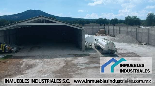 Bodega en Renta en Santa Catarina Acolman 756m² Nueva en Condominio $26,460 - 1