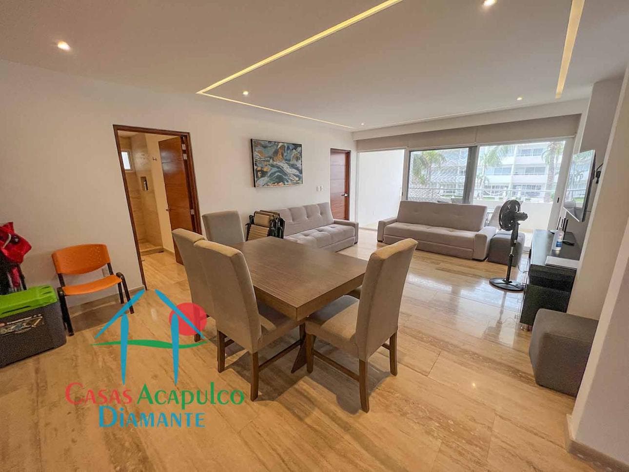 Exclusivo departamento en condominio con club de playa - 1