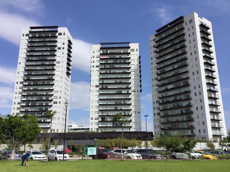 DEPARTAMENTO RENTA,RESIDENCIAL HIGH TOWERS,SONATA,LOMAS DE ANGELOPOLIS - 1