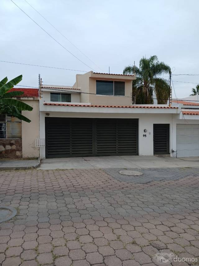 Casa venta en Arbide, León, Guanajuato - 1