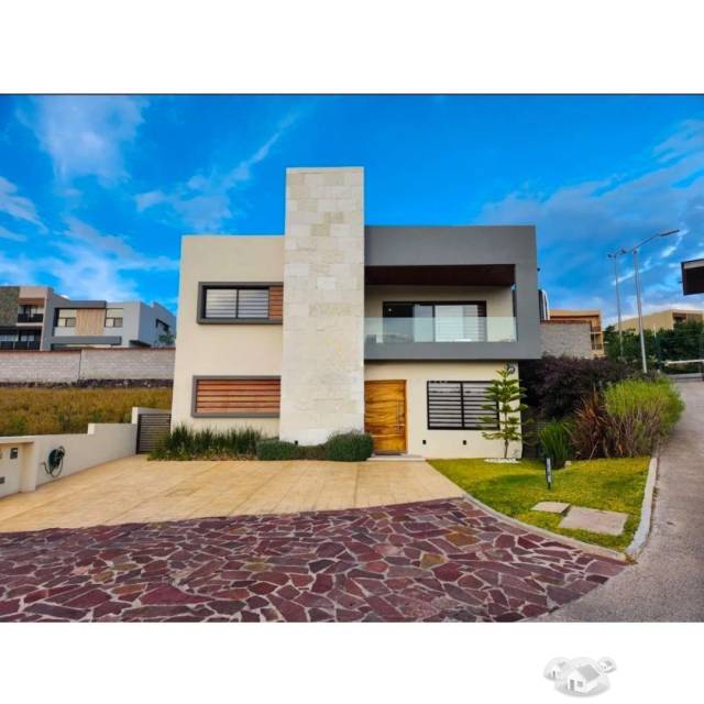Casa en venta Condominio Grieta Altozano ciudad de Querétaro.