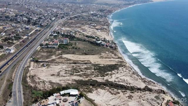 Venta de Terreno ubicado en Puerto Nuevo frente al mar, Rosarito. — foto 2
