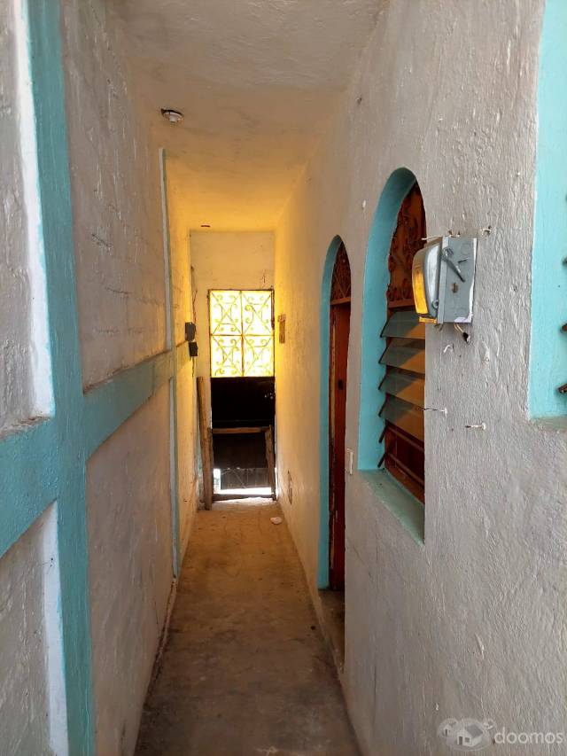 CASA EN VENTA EN LA COLONIA SIMON BOLIVAR 20 AÑOS — foto 2