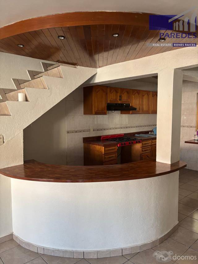 C127 Casa en Venta, con 2 departamentos Muy cerca de Av. Acueducto Morelia — foto 2
