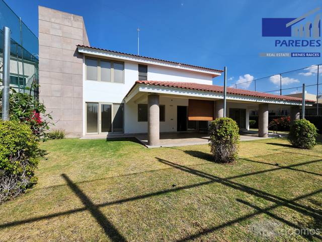 GC104 Casa en Venta en Fracc Club Campestre de 5 Recámaras en Celaya Guanajuato - 16