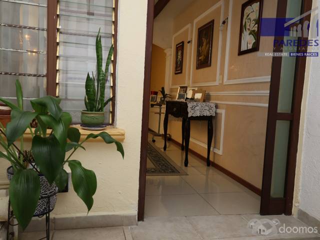 C117 Casa en Venta de 5 recamaras en Bosque Camelinas Morelia