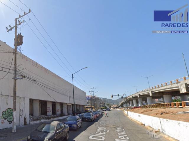 B707 Local comercial Bancario en Venta a 2 cuadras de la Playa Acapulco Guerrero - 4