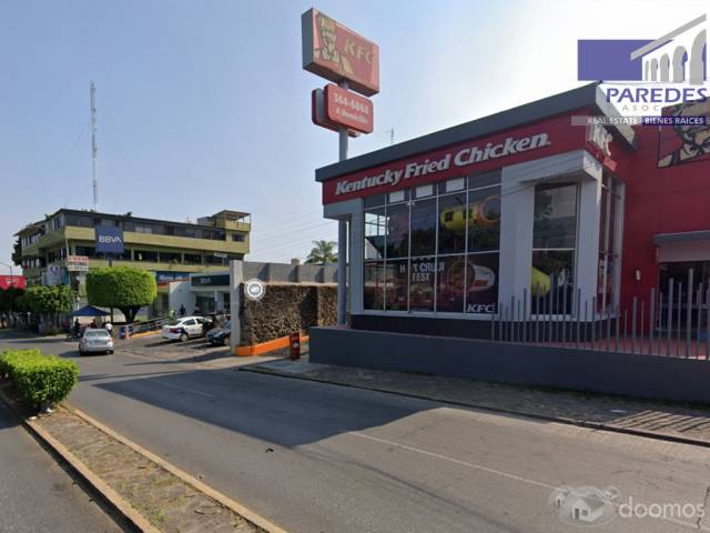 B709 Propiedad Bancaria en Venta con Gran Visibilidad y Flujo Vehicular Cuernavaca Morelos - 3
